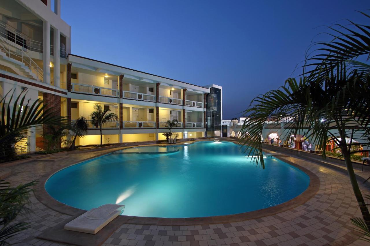 Prakruti Resort Vadodara Dış mekan fotoğraf